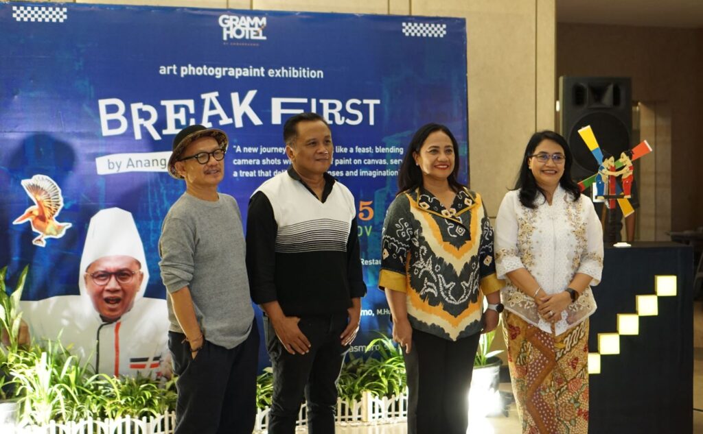 Break First : Art Photograpaint, Sebuah Dialog Dua Dunia