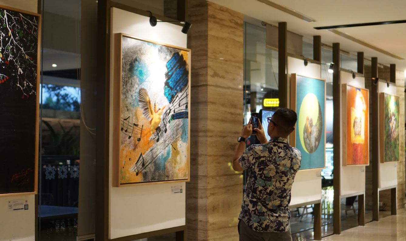 Break First : Art Photograpaint, Sebuah Dialog Dua Dunia